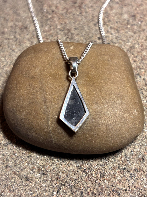 Sidera Lunar Pendant No. 15, Grand 0,21 g, Rueckseite