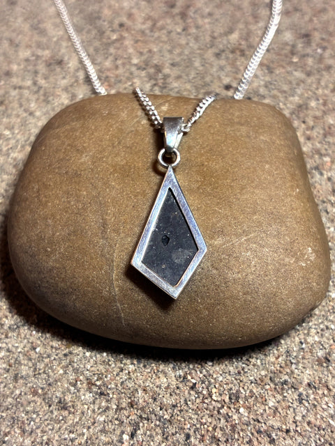 Sidera Lunar Pendant No. 13, Grand 0,22 g, Rueckseite