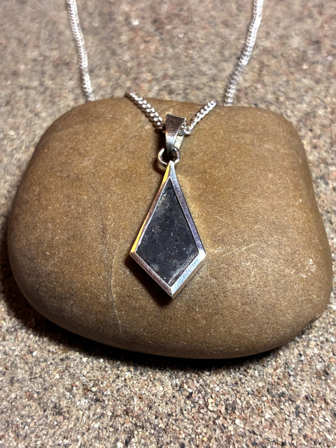 Sidera Lunar Pendant No. 10, Grand 0,24 g, Vorderseite