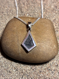 Sidera Lunar Pendant No. 02, Grand 0,26 g, Rueckseite