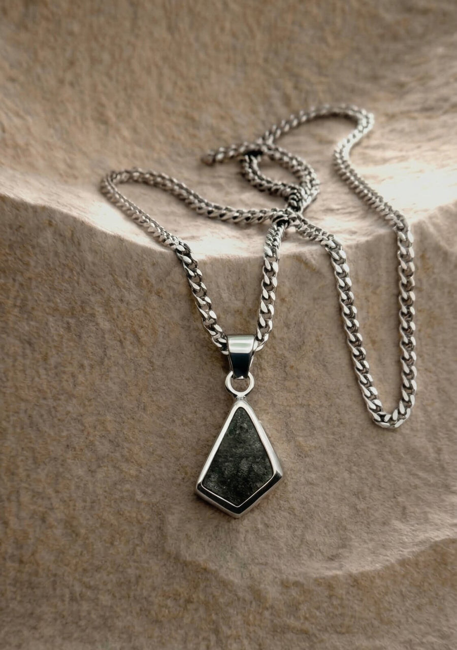 Sidera Lunar Pendant No. 01 — Grand, 0.28 g